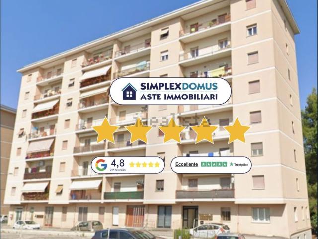 Appartamento in vendita a Marche, Macerata