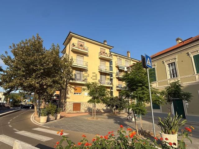 Appartamento in vendita a Diano Calderina, Diano Marina