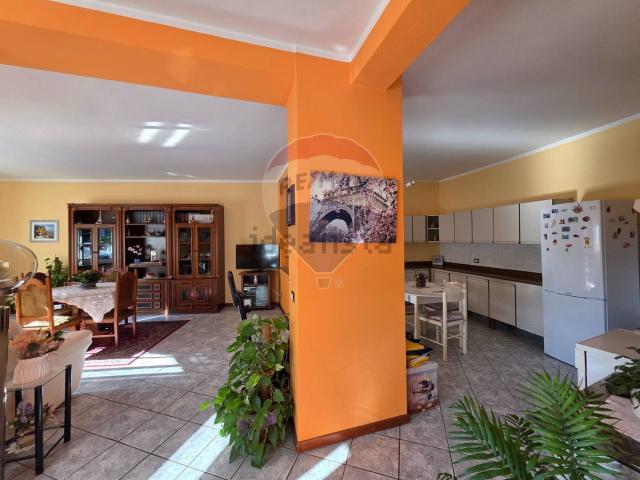 Appartamento in vendita a Piemonte, Novara