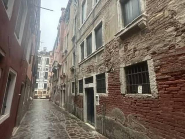 Appartamento in vendita a Venezia-Murano-Burano, Venezia