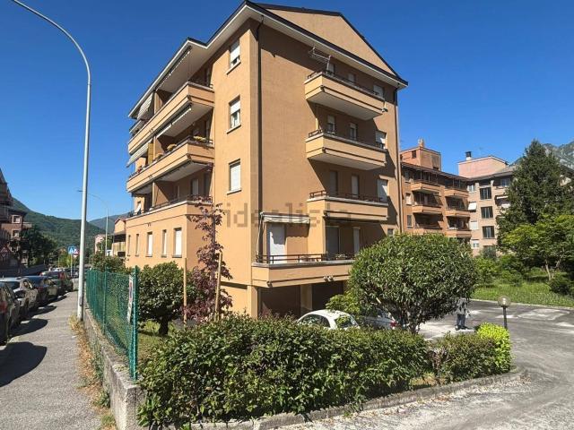 Appartamento in vendita a Belledo, Lecco