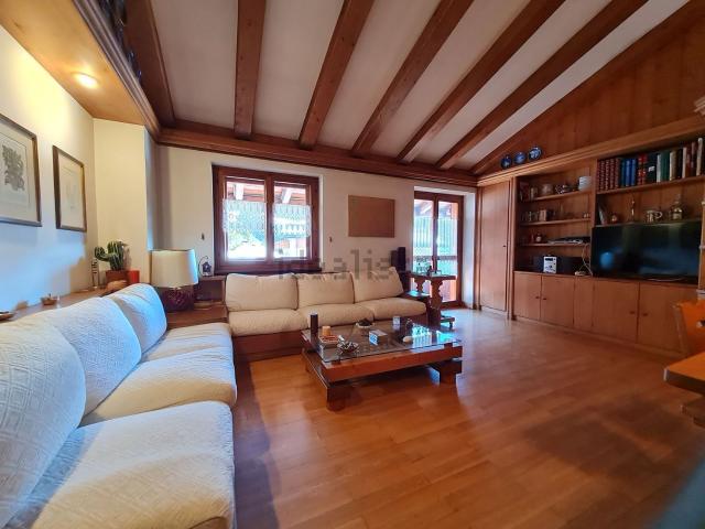Appartamento in vendita a Cortina D'ampezzo, Belluno