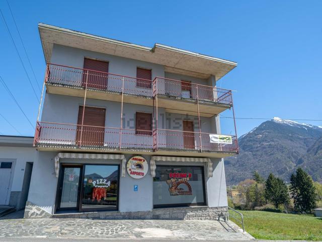 Appartamento in vendita a Berbenno Di Valtellina, Lombardia