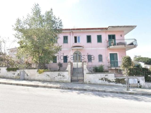 Appartamento in vendita a Pollena Trocchia, Campania