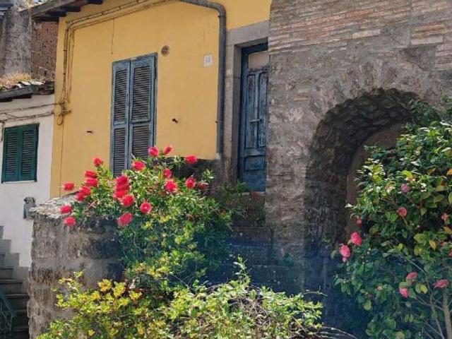 Appartamento in vendita a Soriano Nel Cimino, Lazio