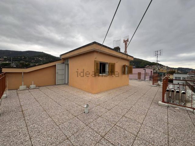 Appartamento in vendita a Spotorno, Liguria