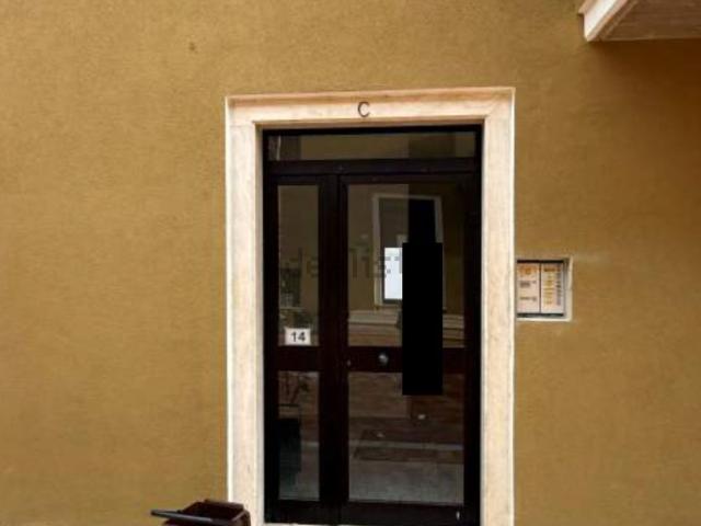 Appartamento in vendita a Magliano de' Marsi, L'Aquila