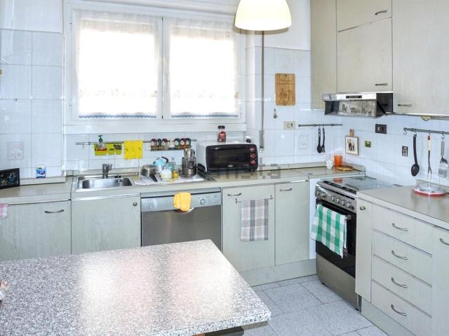 Appartamento in vendita a Sampierdarena, Genova