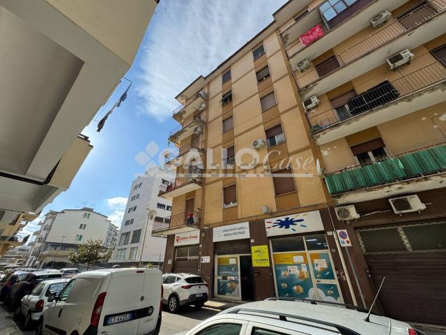 Appartamento in vendita a Quartiere Tribunale, Calabria