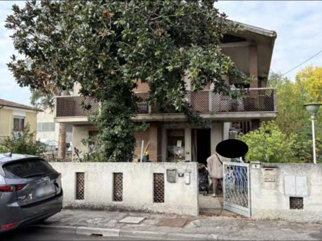Appartamento in vendita a Unione Terre e Fiumi, Reggio Emilia