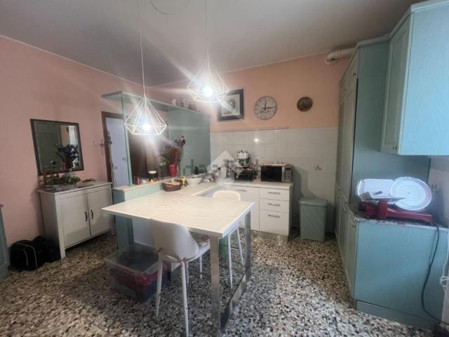 Appartamento in vendita a Gurone, Malnate