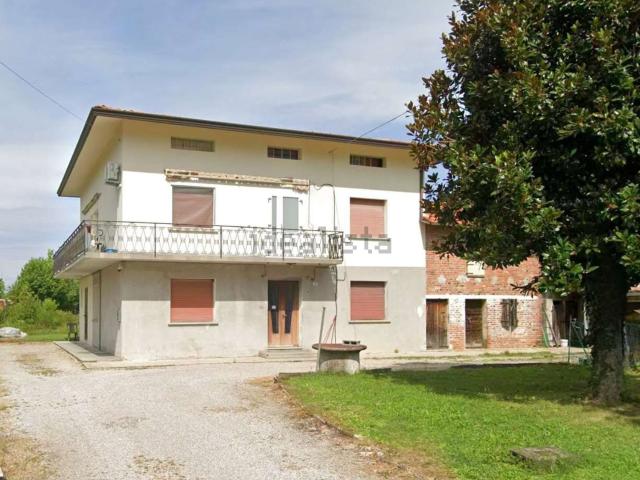 Appartamento in vendita a Brugnera, Friuli-Venezia Giulia