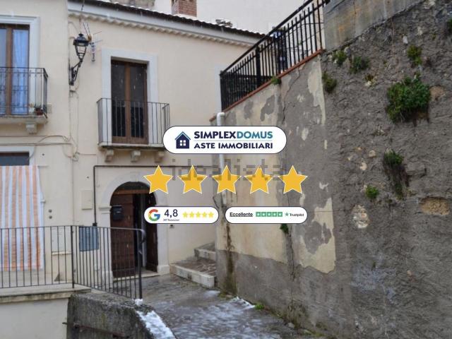 Appartamento in vendita a Goriano Sicoli, L'Aquila