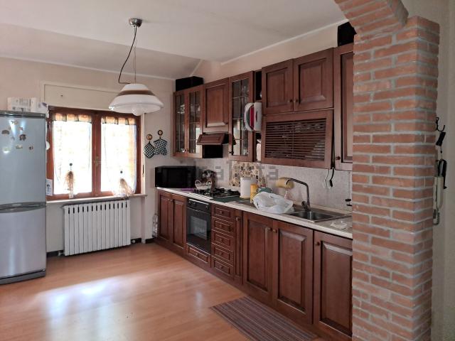 Appartamento in vendita a Santo Stefano Belbo, Cuneo