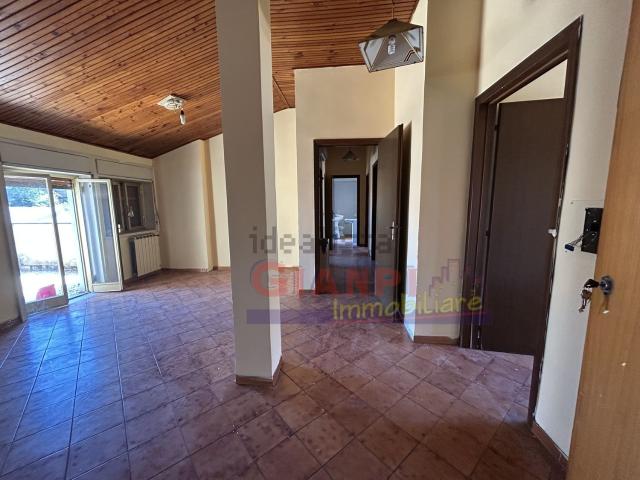 Appartamento in vendita a Casalotto, Piazza