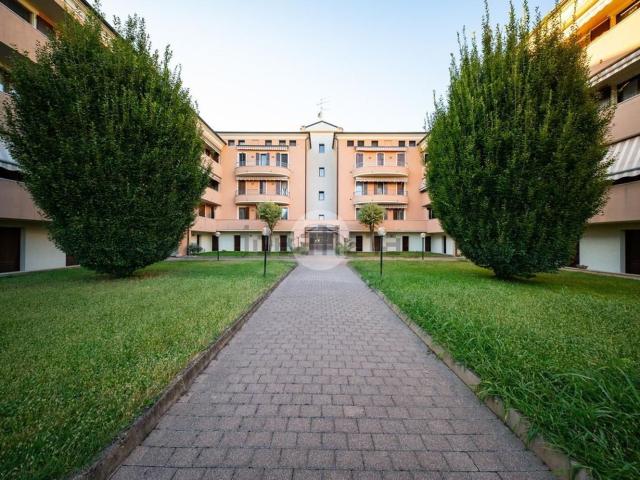 Appartamento in vendita a Borgochiesanuova, Mantova