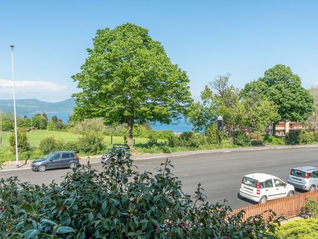 Appartamento in vendita a Bracciano, Roma Capitale