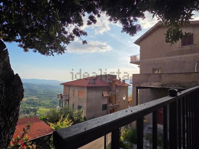 Appartamento in vendita a Serrone, Lazio