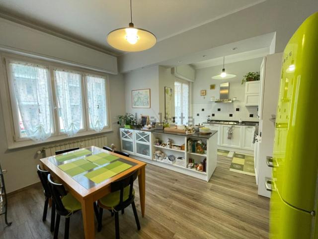 Appartamento in vendita a Bassa Val Bisagno, Serra Riccò