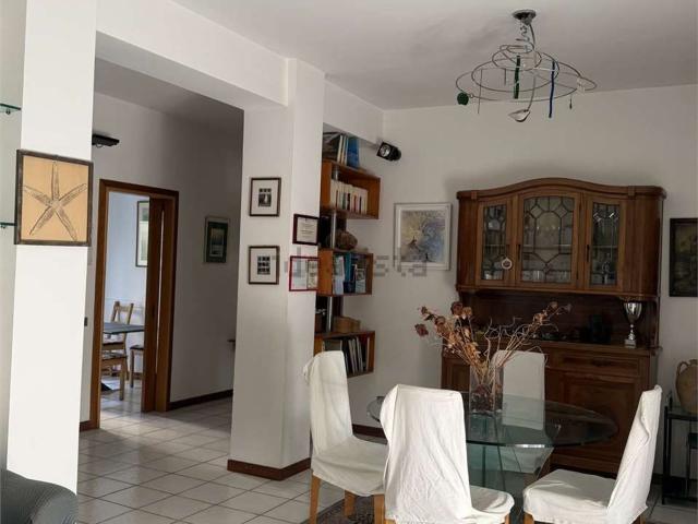 Appartamento in vendita a Vallemiano, Marche