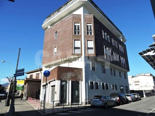 Appartamento in vendita a Valle Olona, Varese