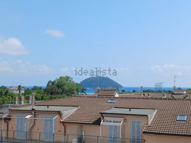 Appartamento in vendita a Albenga, Liguria