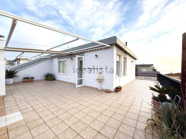 Attico in vendita a Follonica, Toscana