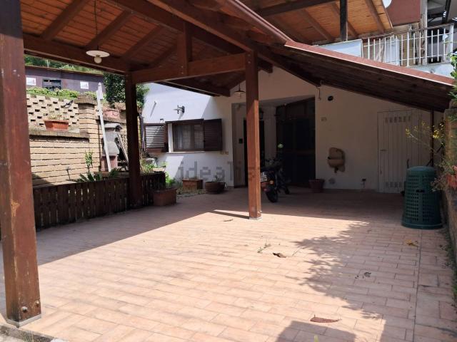 Appartamento in vendita a Mozzano, Marche
