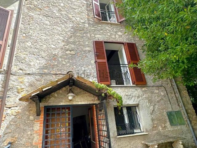 Appartamento in vendita a Arrone, Umbria