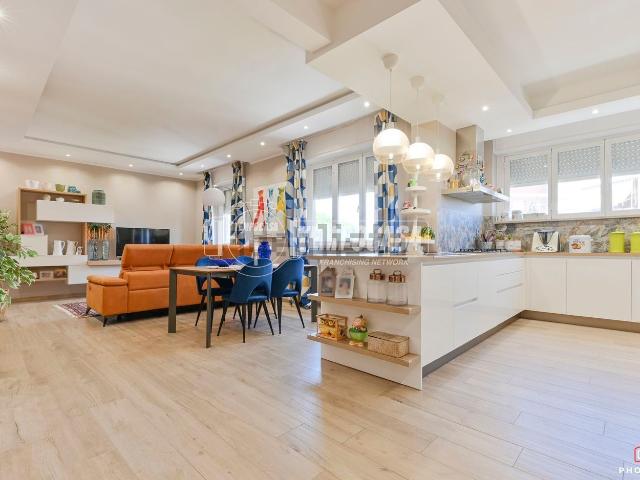 Appartamento in vendita a Livorno, Toscana