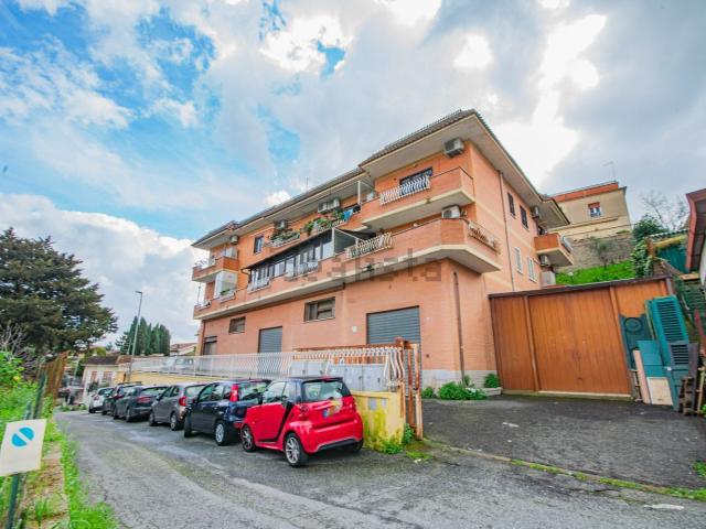 Appartamento in vendita a Roma Capitale, Lazio
