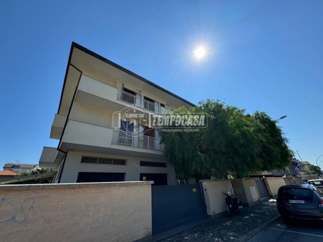 Appartamento in vendita a Francavilla Al Mare, Abruzzo