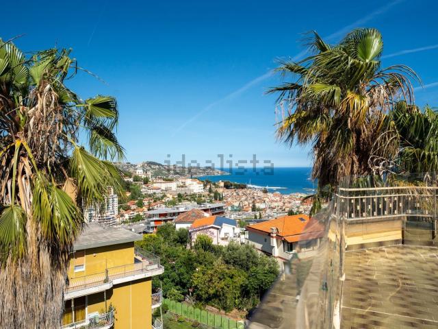 Attico in vendita a San Remo, Liguria