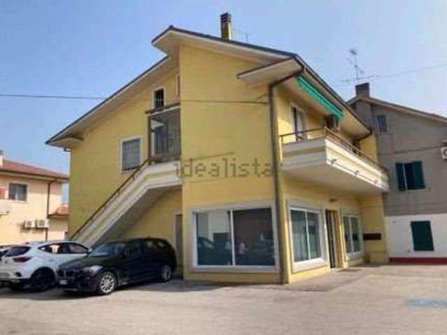 Appartamento in vendita a Carrara, Marche