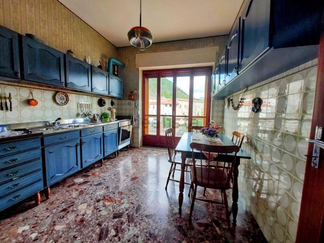 Appartamento in vendita a Terravecchia, Giffoni Valle Piana