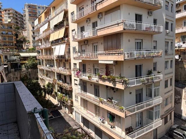 Appartamento in vendita a Municipalità 2, Campania
