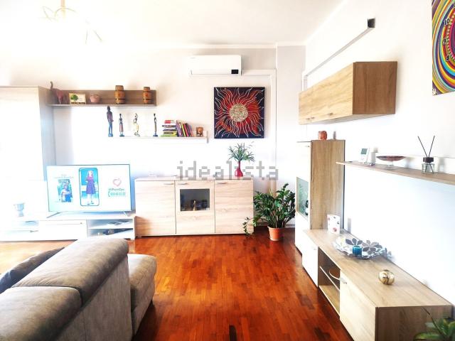 Appartamento in vendita a Re, Reggio Emilia