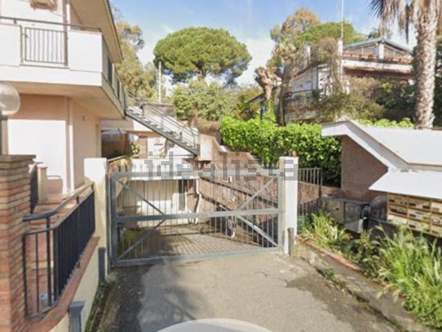 Appartamento in vendita a Aci Castello, Sicilia