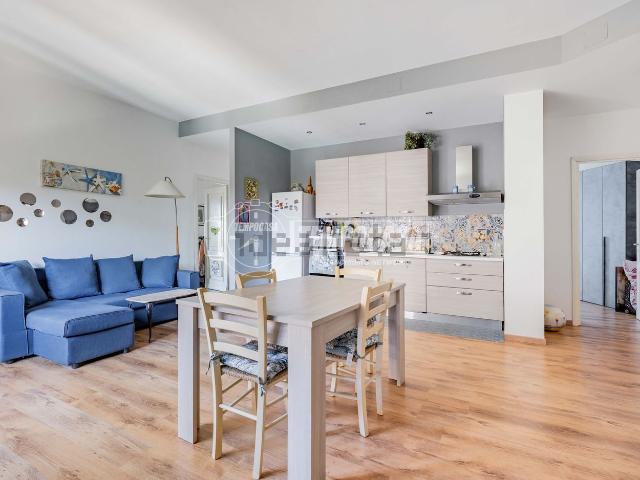 Appartamento in vendita a Marina di San Nicola, Roma Capitale