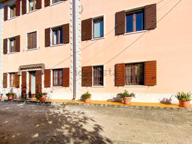 Appartamento in vendita a Negrar, Veneto