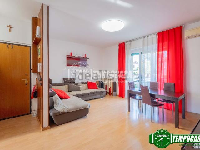 Appartamento in vendita a Magenta, Lombardia