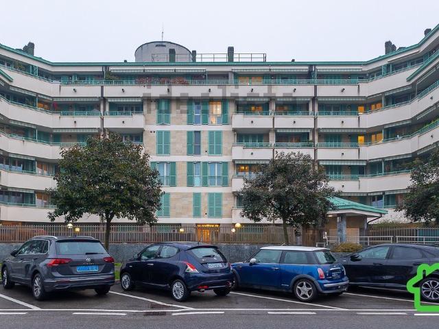 Appartamento in vendita a Melegnano, Lombardia