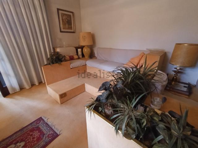 Appartamento in vendita a Casciago, Lombardia