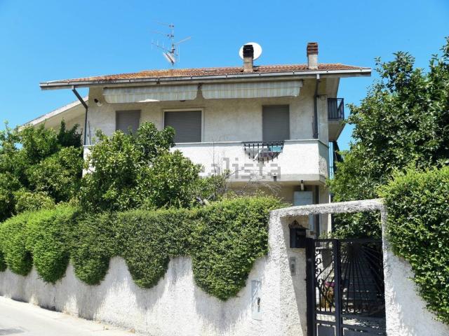 Appartamento in vendita a Montesilvano, Abruzzo