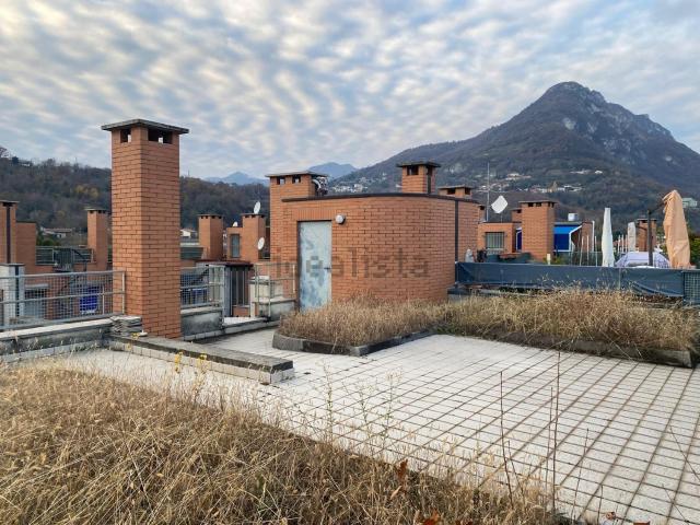 Appartamento in vendita a Garlate, Lecco