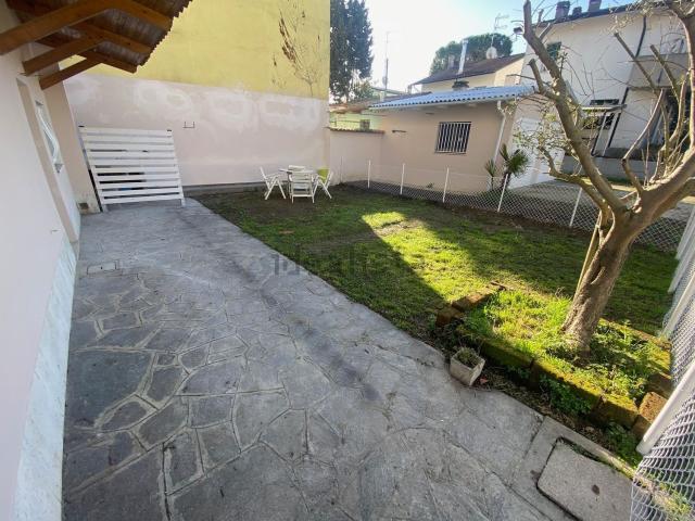 Appartamento in vendita a Ravenna, Porto Corsini