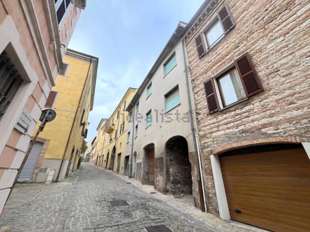 Appartamento in vendita a Castello, Marche