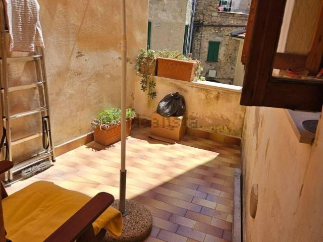 Appartamento in vendita a Vallebona, Liguria