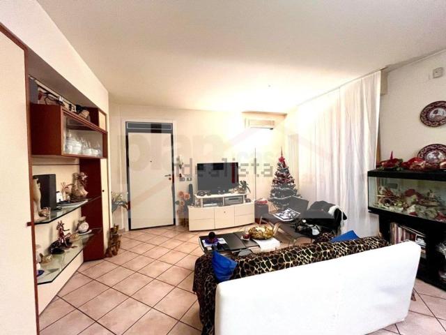 Appartamento in vendita a Vallefoglia, Marche