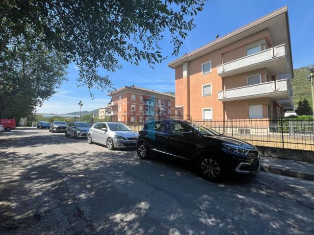 Appartamento in vendita a Zona Est, Brescia